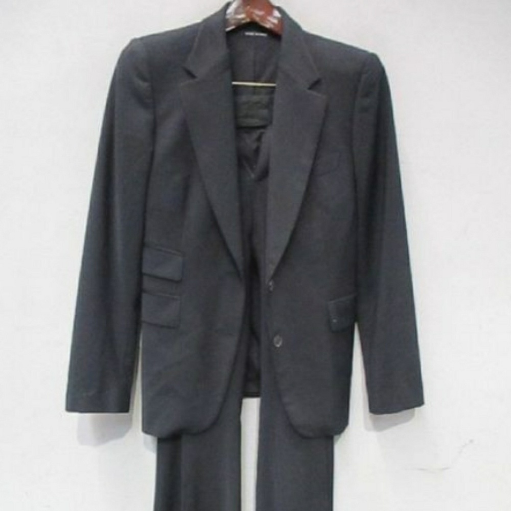 Gucci Women's Suit - Picture 1 of 8